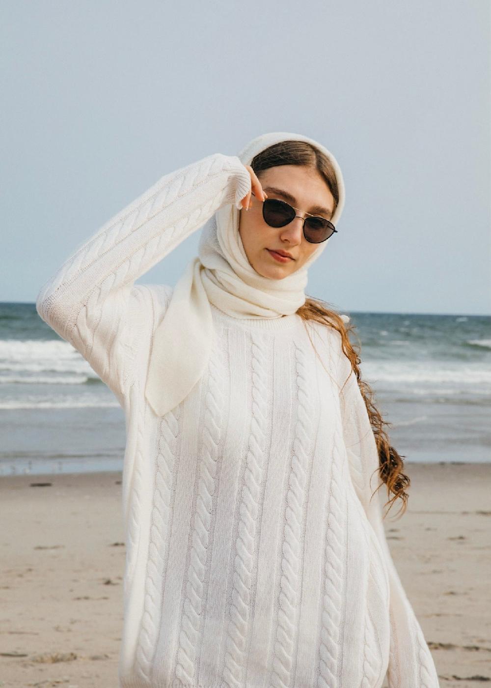 Estella Daria Cable Knit Pullover In Winter White