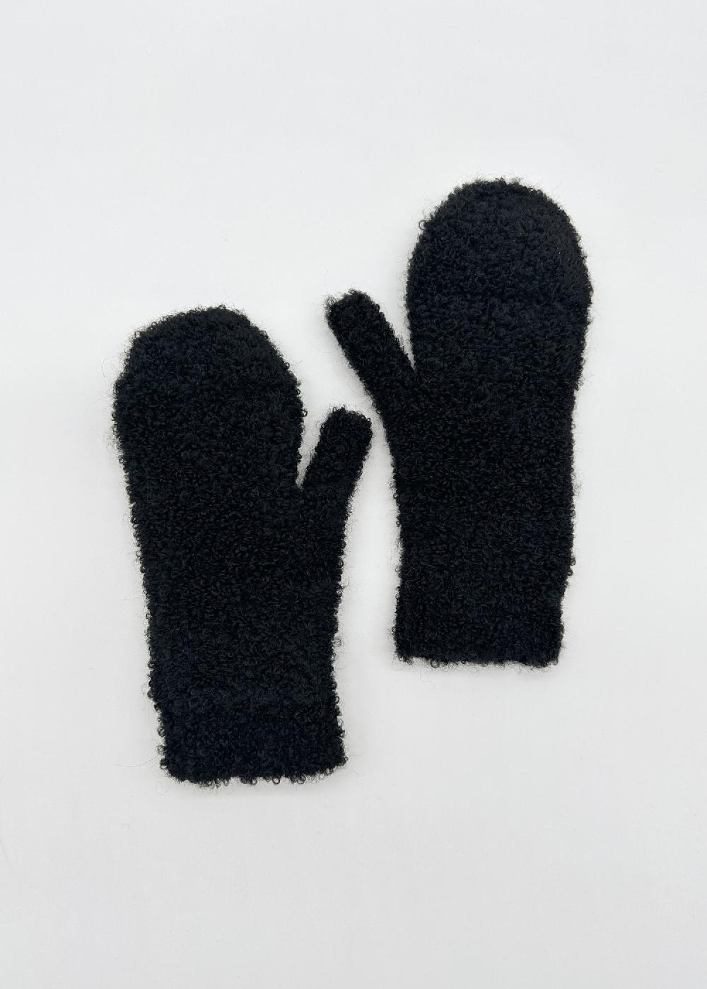 estella Joey Alpaca Mittens in Black
