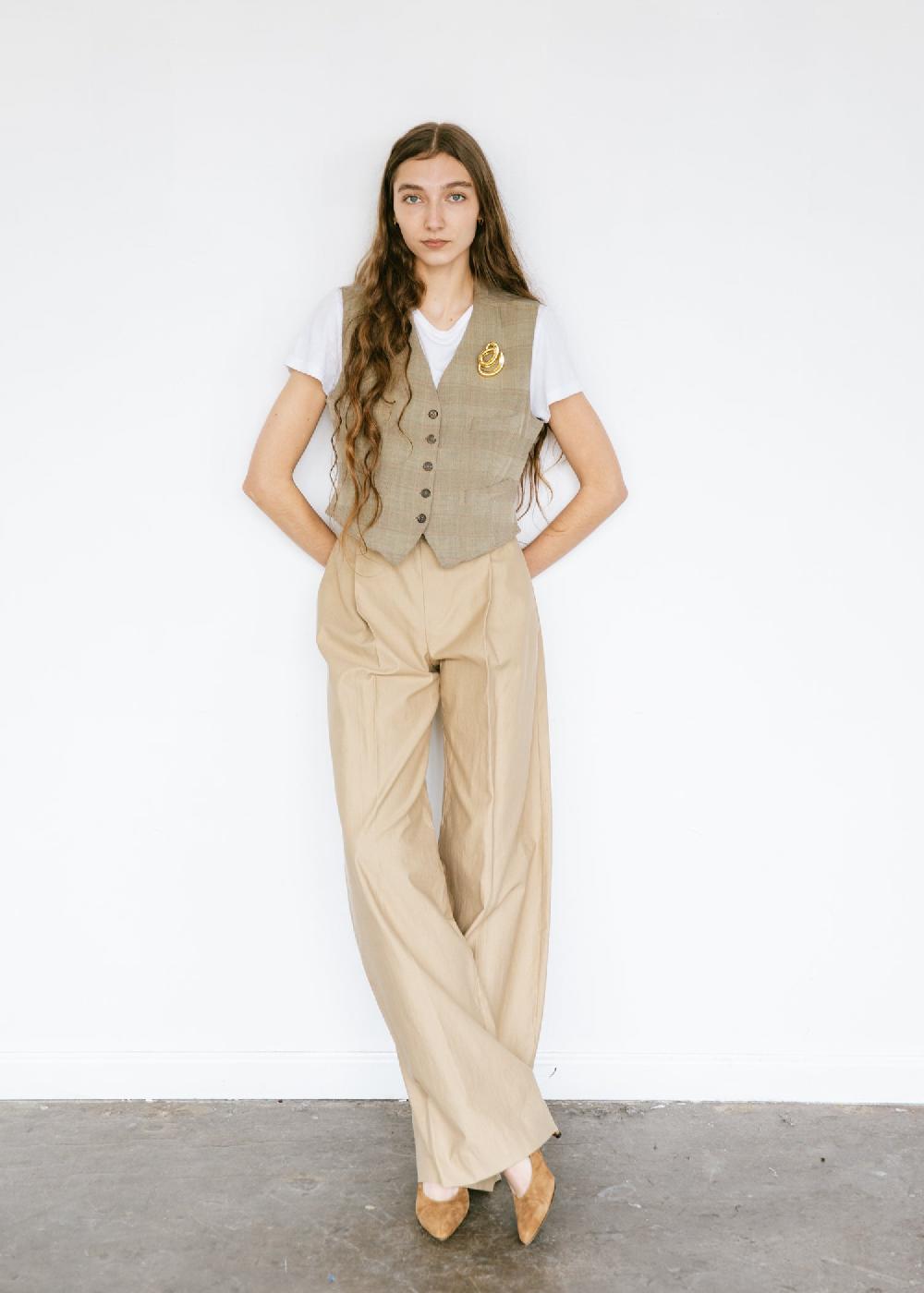 estella Vintage 1990s DNKY Plaid Vest in Brown