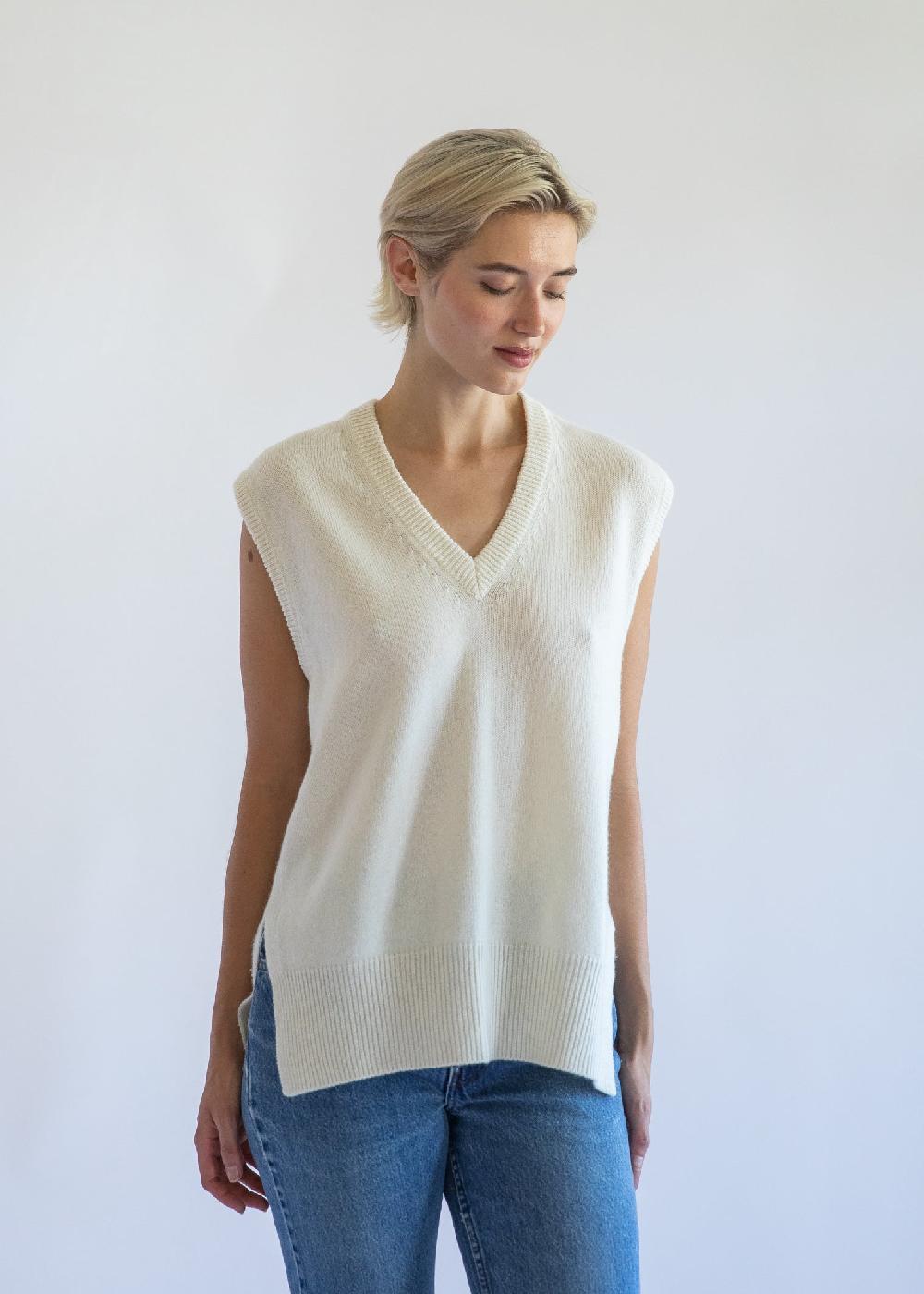 Estella Felicity Sweater Vest In Alabaster Cashmere