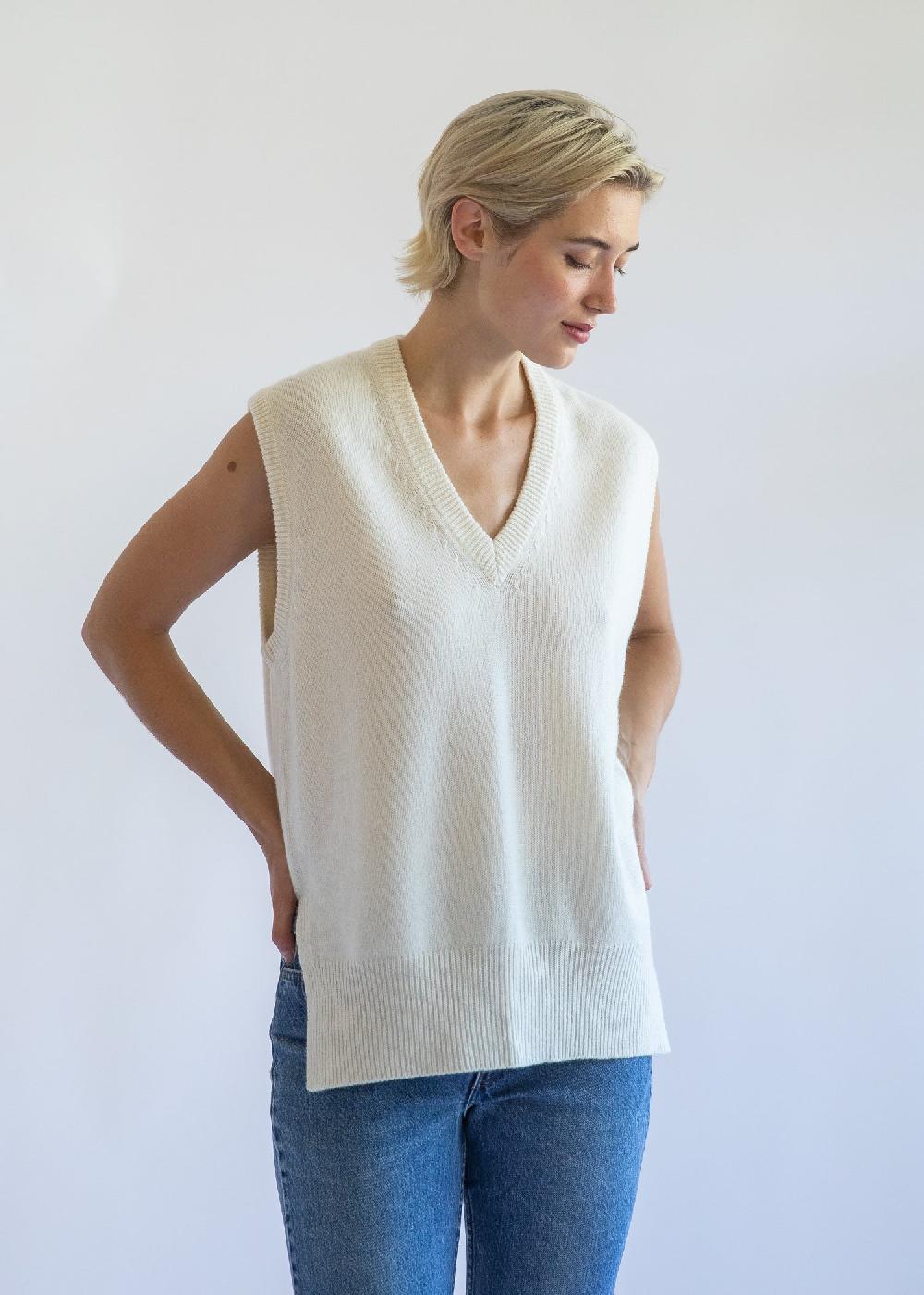 estella Felicity Sweater Vest in Alabaster Cashmere