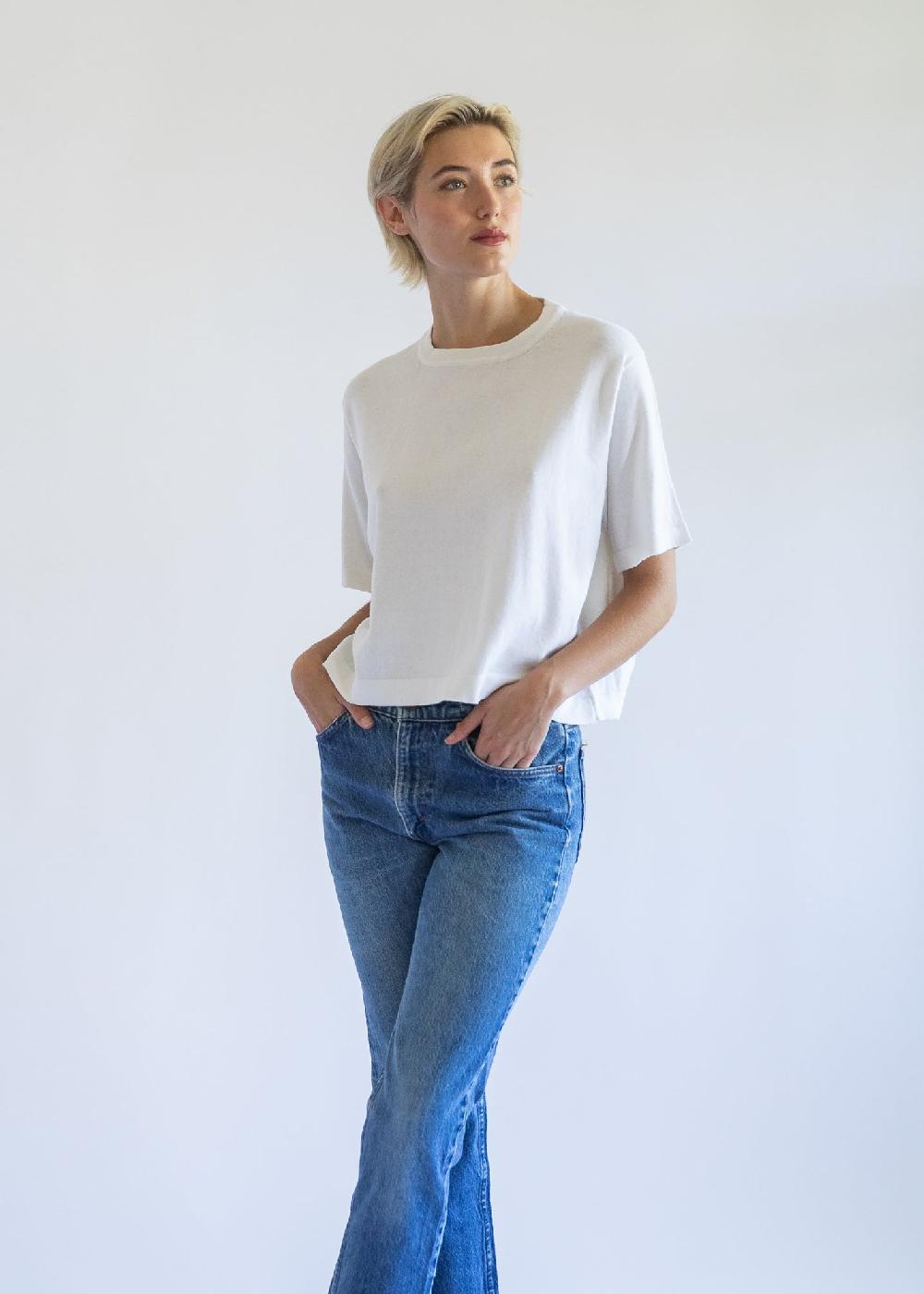 Estella Fiona Boxy Cropped T-Shirt In Pearl Cotton Cashmere