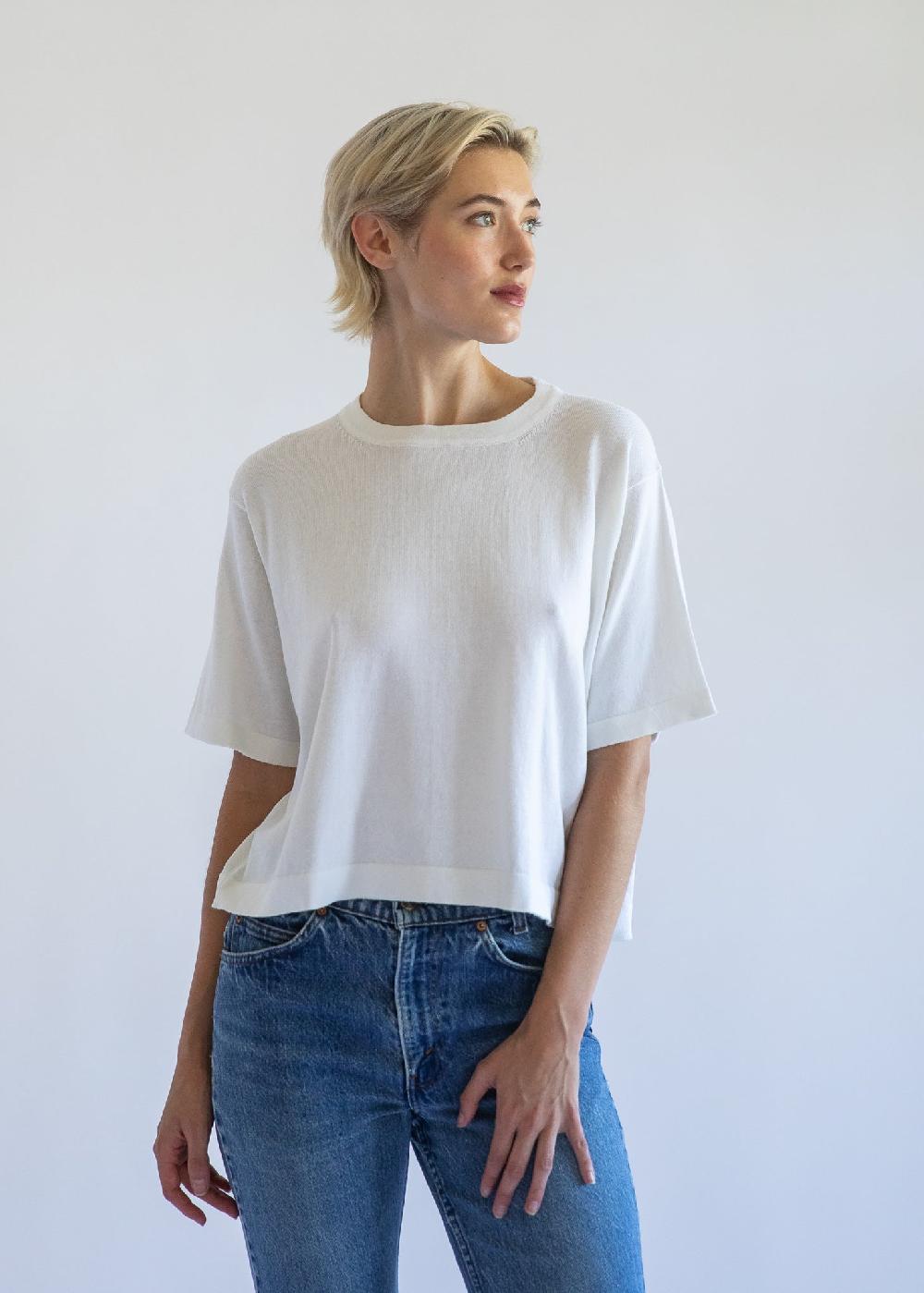 estella Fiona Boxy Cropped T-Shirt in Pearl Cotton Cashmere