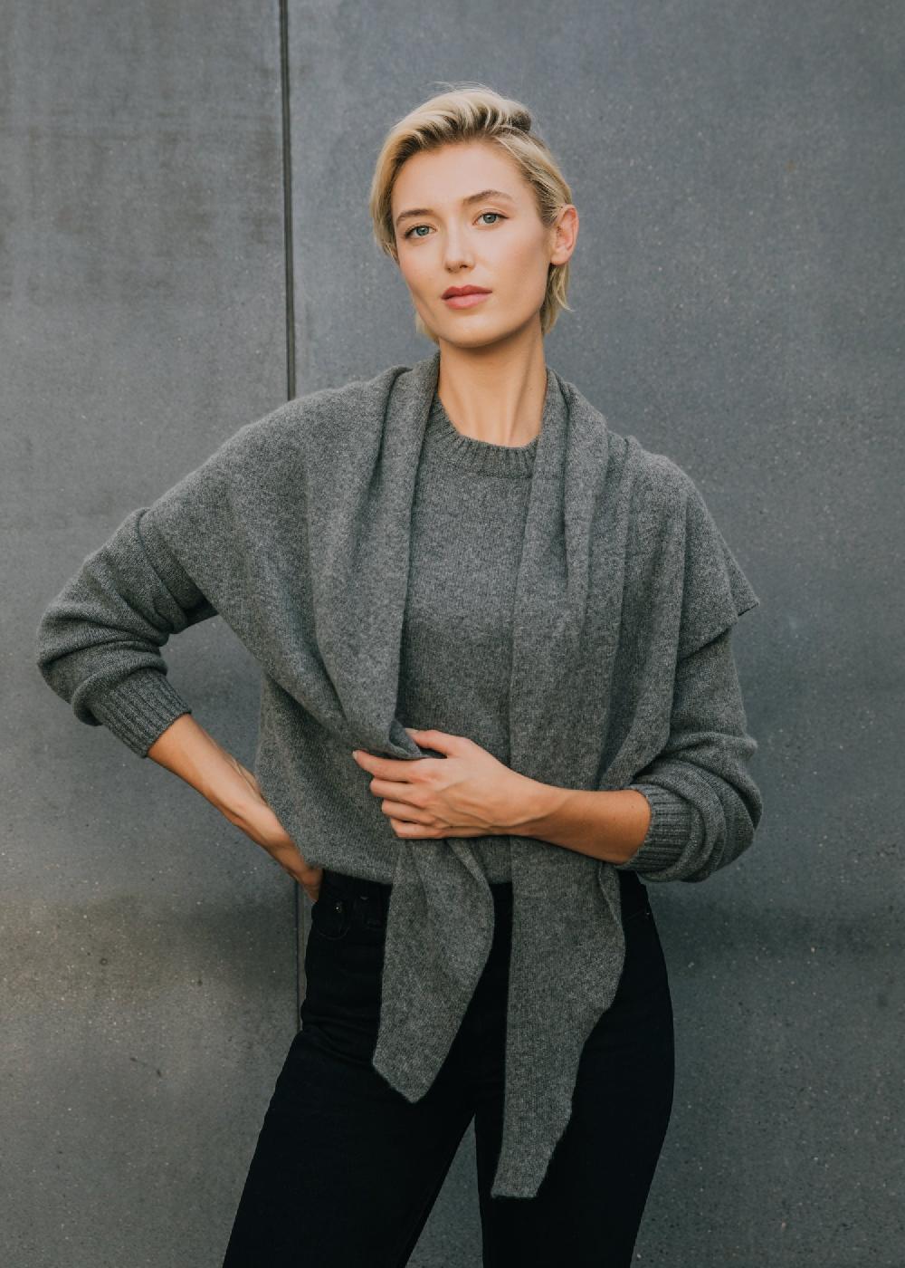 Estella Juliana Triangle Scarf In Iron Gray Cashmere