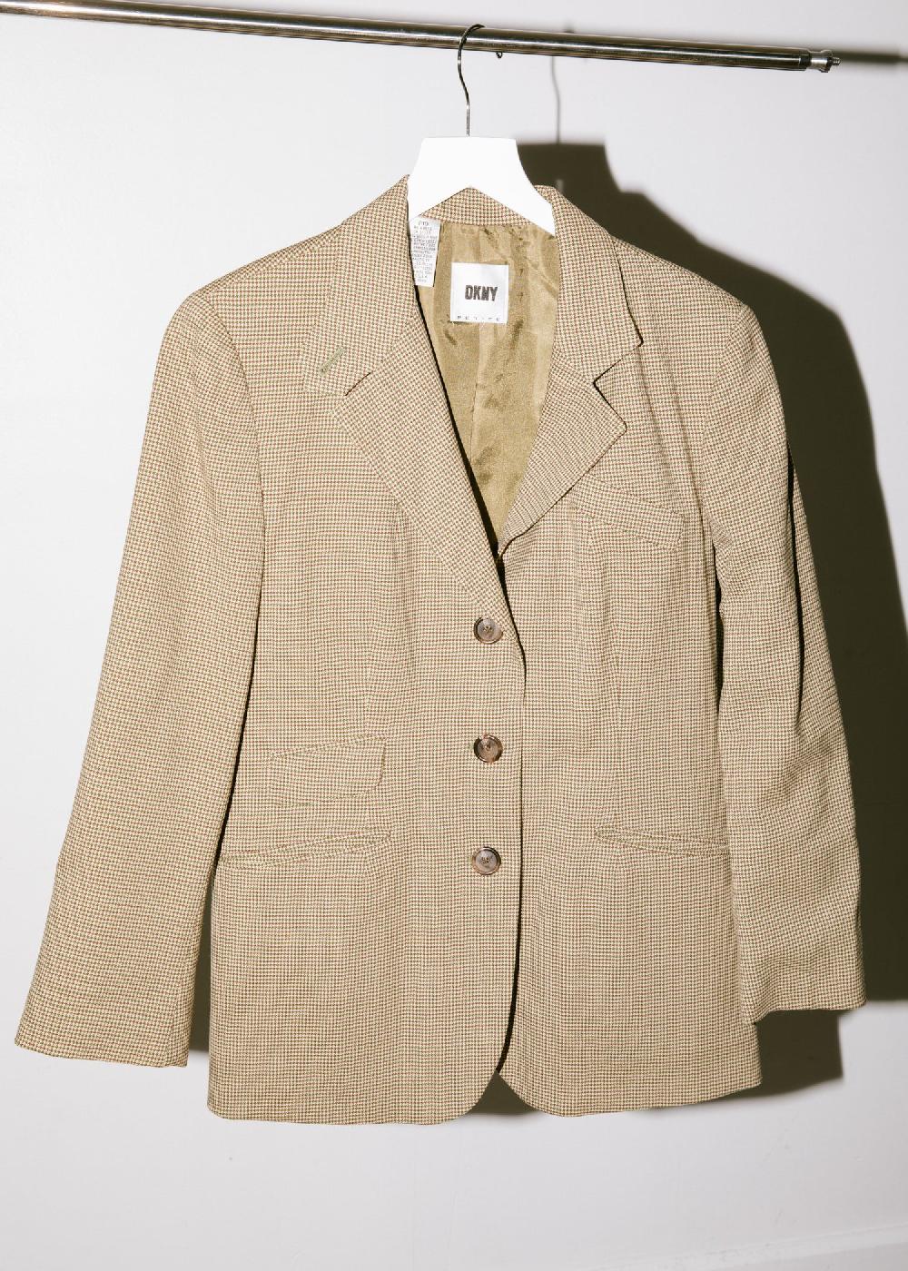 Estella Vintage 1990s DKNY Wool Blazer In Houndstooth