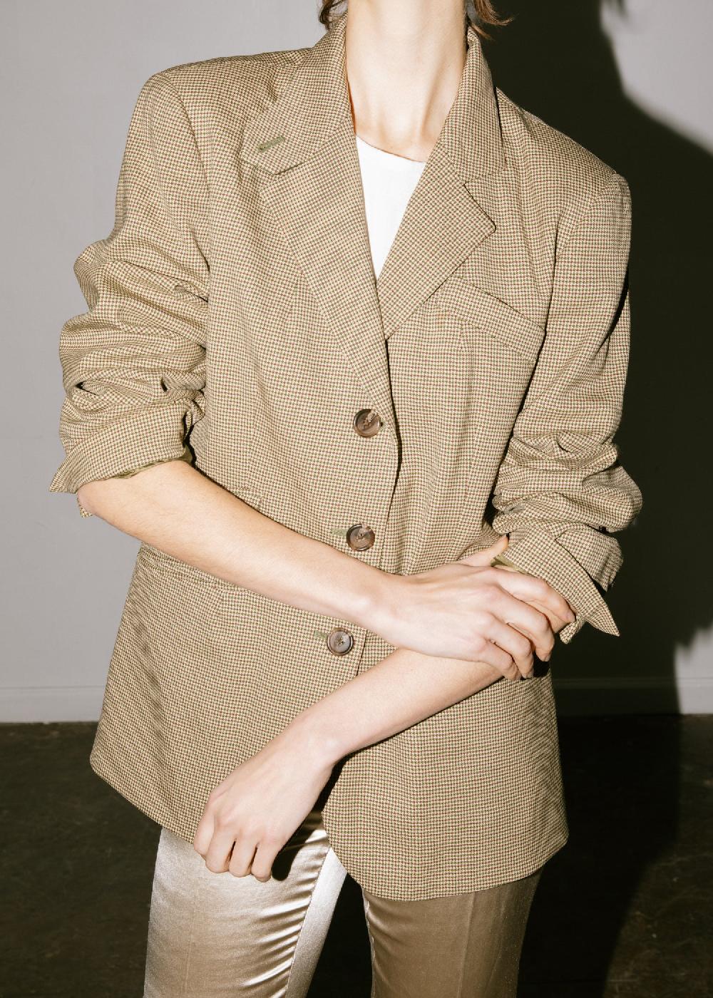 Estella Vintage 1990s DKNY Wool Blazer In Houndstooth