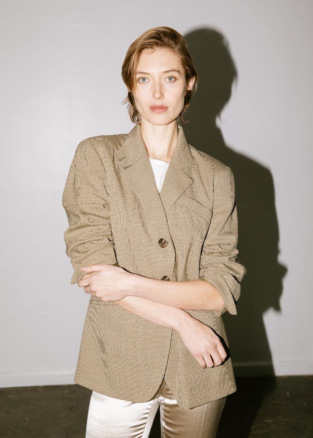 estella Vintage 1990s DKNY wool blazer in houndstooth