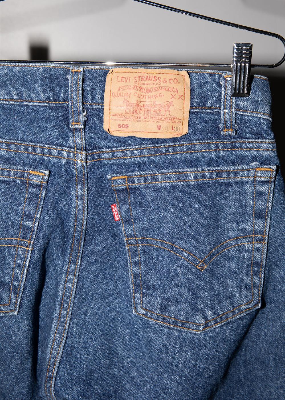 Estella Vintage 1990s Levi's 505 Denim Jeans In Medium Blue Wash