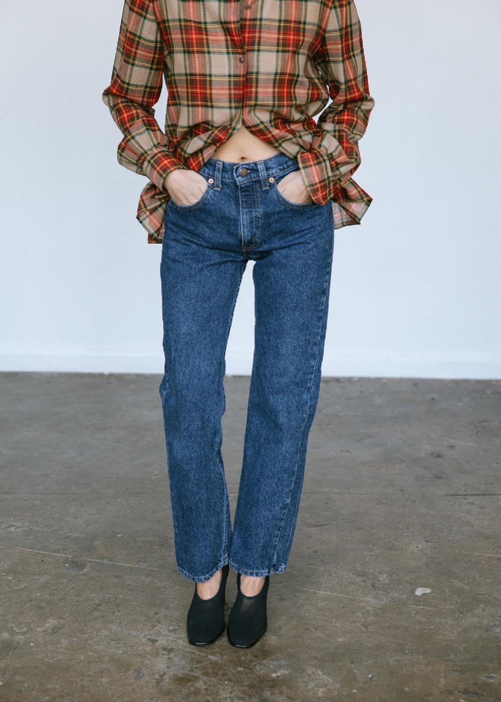 Estella Vintage 1990s Levi's 505 Denim Jeans In Medium Blue Wash