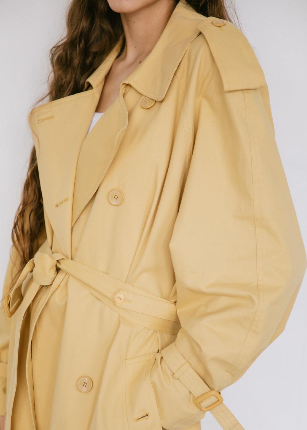 Estella Vintage 1990s Oversized Belted Trench Coat In Butter Yellow