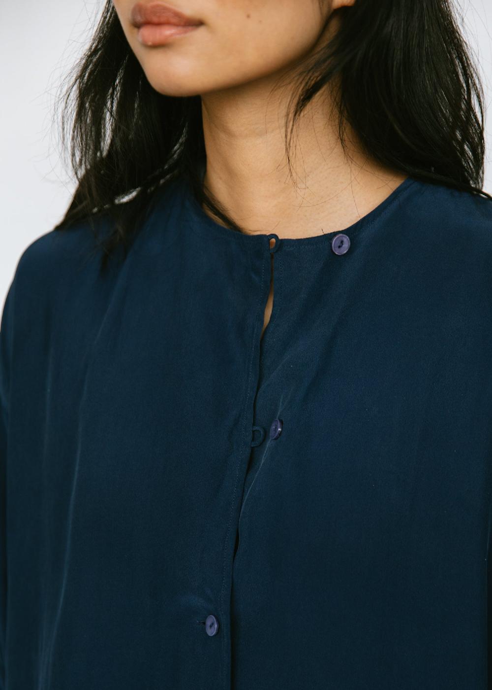 Estella Vintage 1990s Oversized Silk Tunic In Navy Blue