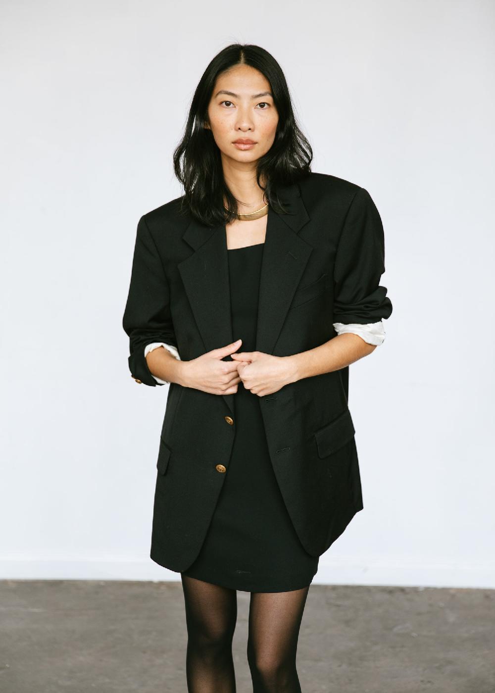 estella Vintage 1990s Valentino Menswear Oversized Blazer in Black
