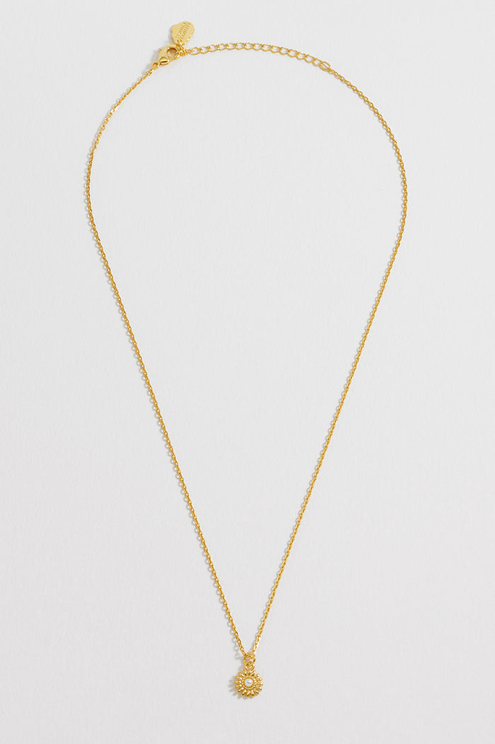 Estella Bartlett Flower And Pearl Necklace Gold Plated | Pearl Packaging Message: Wonderful Mum