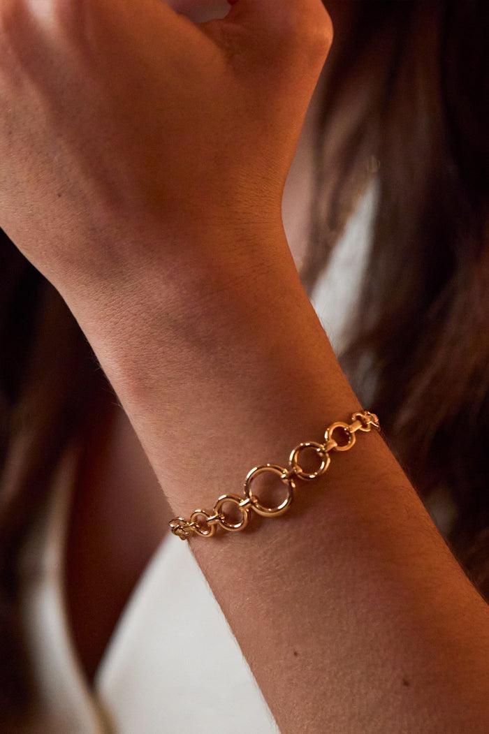 Estella Bartlett Graduated Round Link Chain Bracelet Gold Plated