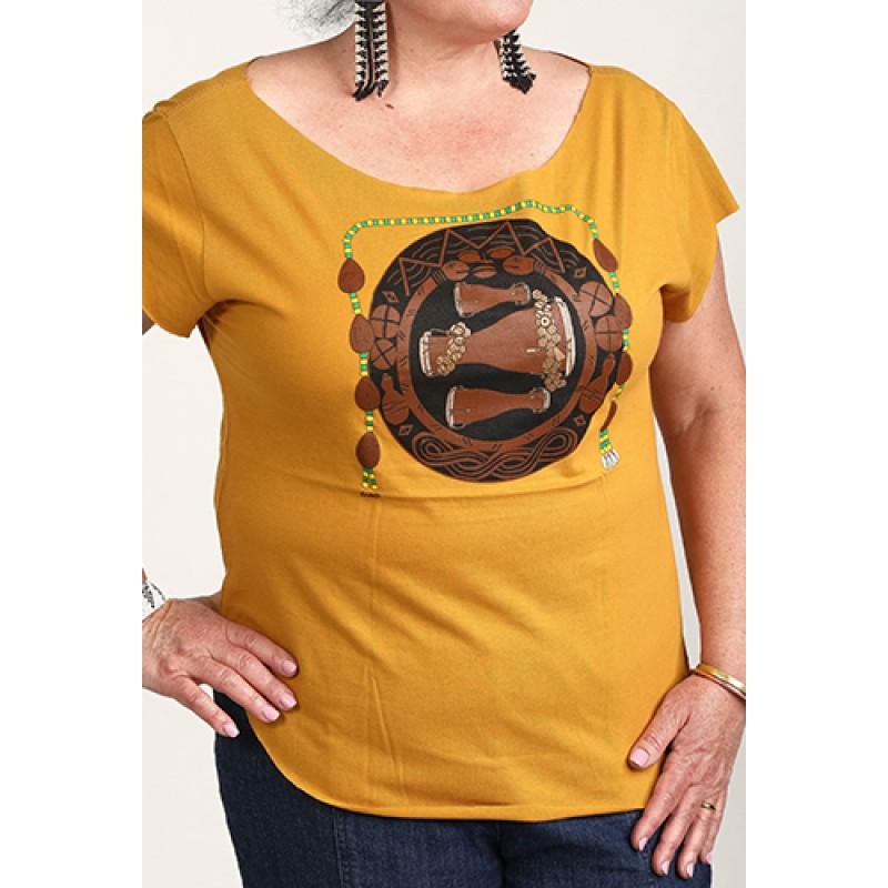 Estilo Estilo Clothing™ Bata Drums Afro Cuban Cut Boat Neck T-shirt Antique Gold