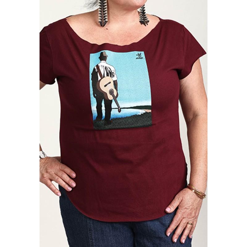 Estilo Estilo Clothing™ Buena Vista Acoustic Guitar Player Cut Boat Neck T-shirt Maroon