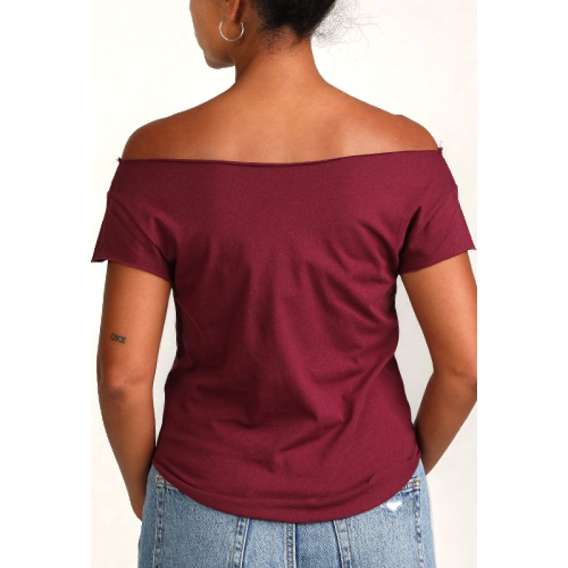 Estilo Estilo Clothing™ Esperando Montuno Fender Rhodes Piano Cut Boat Neck T-Shirt Maroon