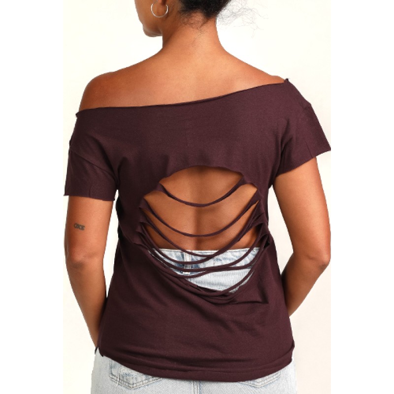 Estilo Estilo Clothing™ Studio Microphone Cut Boat Neck T-shirt Oxblood