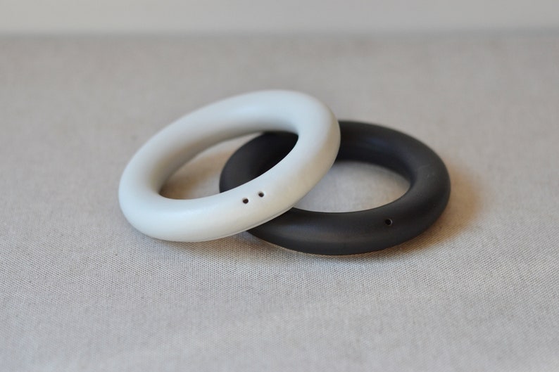 etsy Salt And Pepper Shakers Unique Black And White Shakers Minimalist Modern Ceramic Shakers Kitchen Accessories Salt Rings Tableware