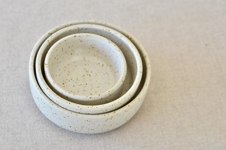 Etsy Set Of 3 Ceramic Serving Bowls Speckled White And Brown Bowls Small Matte Bowls Nesting Bowls Snacks Bowl Hosting Decor Nibble Bowls
