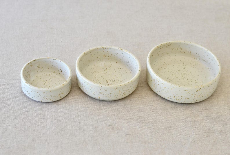 Etsy Set Of 3 Ceramic Serving Bowls Speckled White And Brown Bowls Small Matte Bowls Nesting Bowls Snacks Bowl Hosting Decor Nibble Bowls