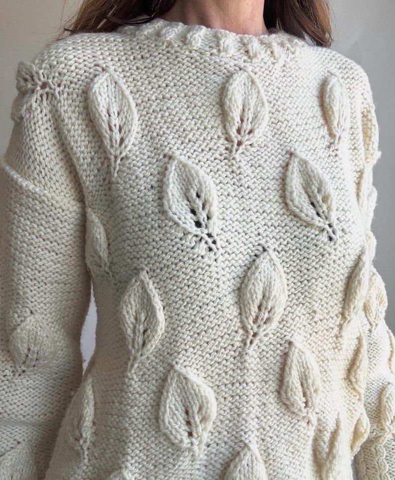 Etsy Vintage Hand Knit Leaf Textured Pattern Crew Neck Long Sleeve Pullover Size M - Cream Color