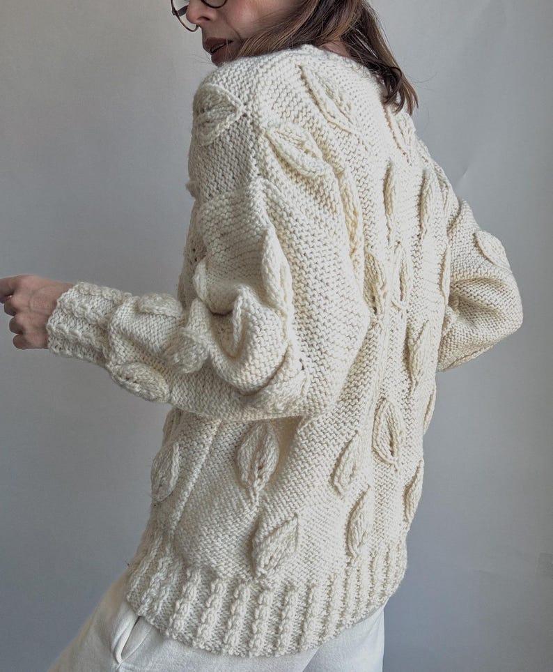 Etsy Vintage Hand Knit Leaf Textured Pattern Crew Neck Long Sleeve Pullover Size M - Cream Color