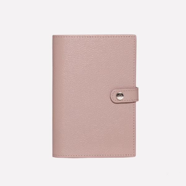 Ettinger Capra AirTag Passport Case & AirTag Keyring Forest Green