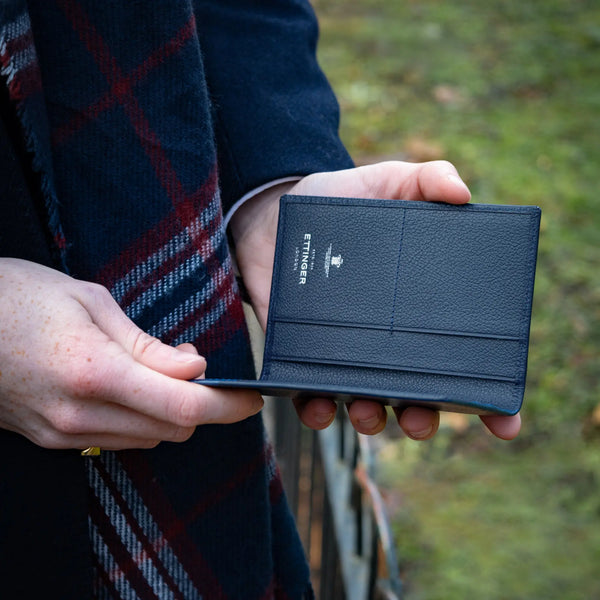 Ettinger Capra Passport Case Marine Blue