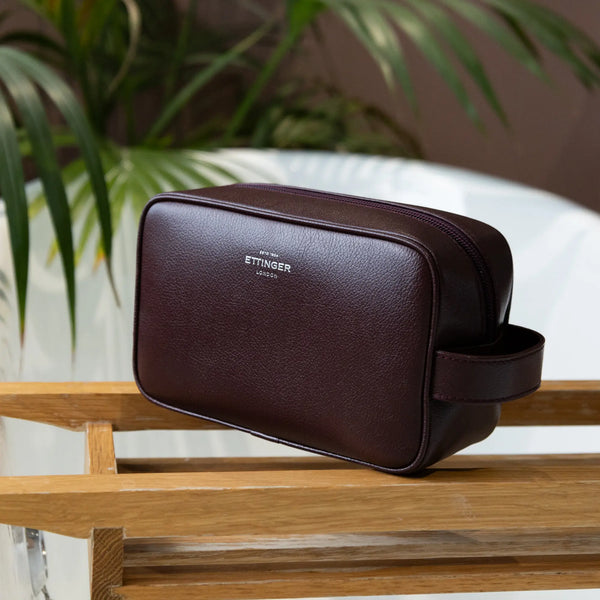 Ettinger Capra Wash Bag Bordeaux