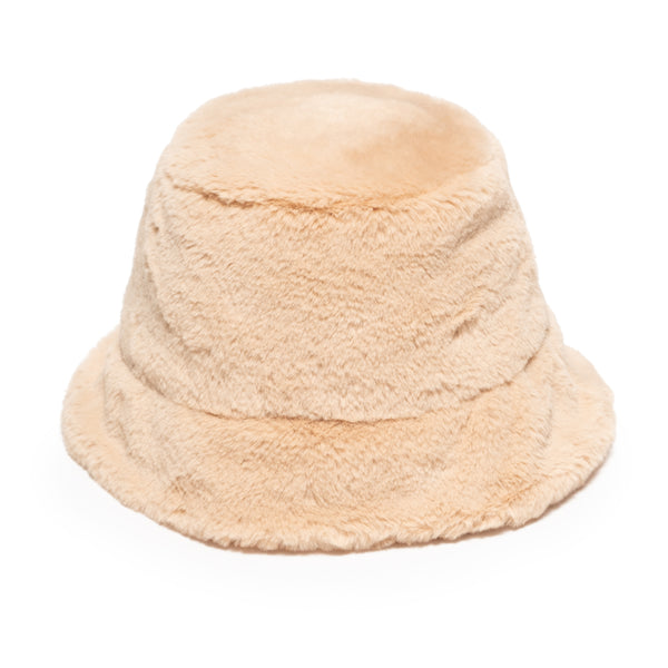 eugenia kim Yuki in Camel