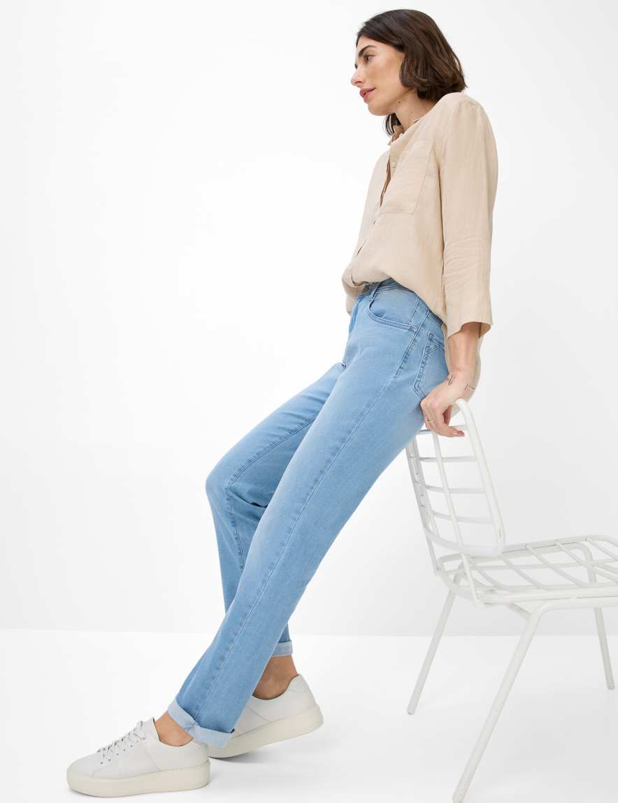 Eurex By Brax Women's Fashion Jeans Style CAROLA Denim Blue Feminine Fit