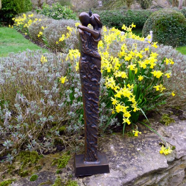europa leisure Contemporary Twist Statue