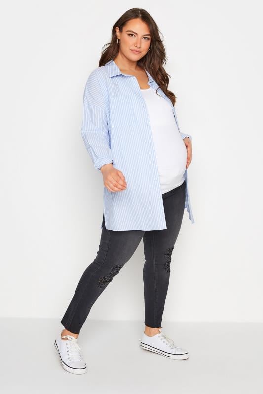 Evans BUMP IT UP MATERNITY Curve Black Washed Ripped AVA Jeans With Comfort Panel & Stretch