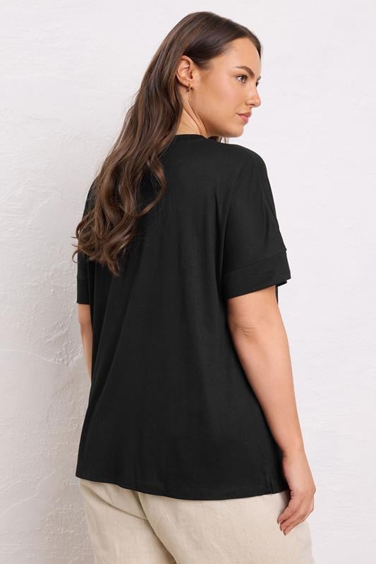 Evans EVANS 2 PACK Curve Black V-Neck Modal Rich T-Shirts