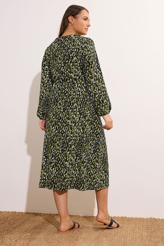 Evans EVANS Curve Black Abstract Print Split Front Dress