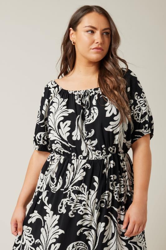 Evans EVANS Curve Black Abstract Print Tiered Midi Dress