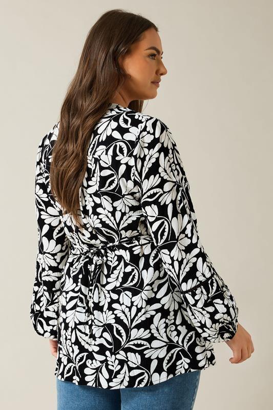 Evans EVANS Curve Black Floral Print Pintuck Blouse