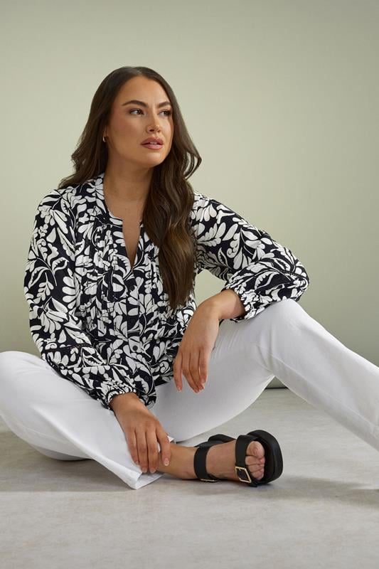 evans EVANS Curve Black Floral Print Pintuck Blouse