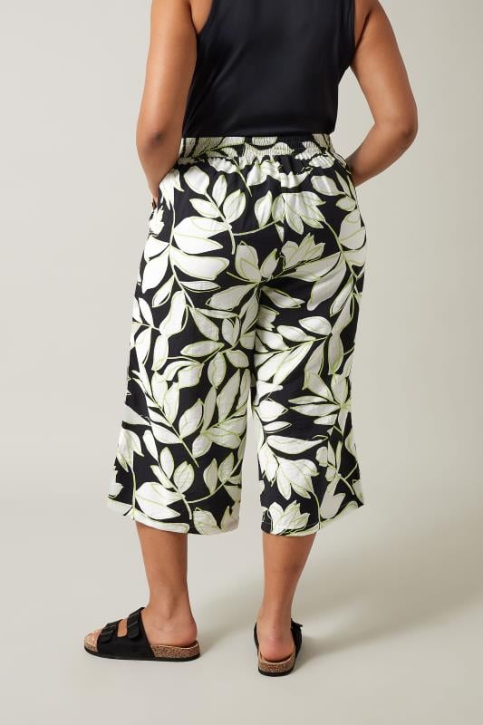 Evans EVANS Curve Black Leaf Print Cropped Pocket Culottes