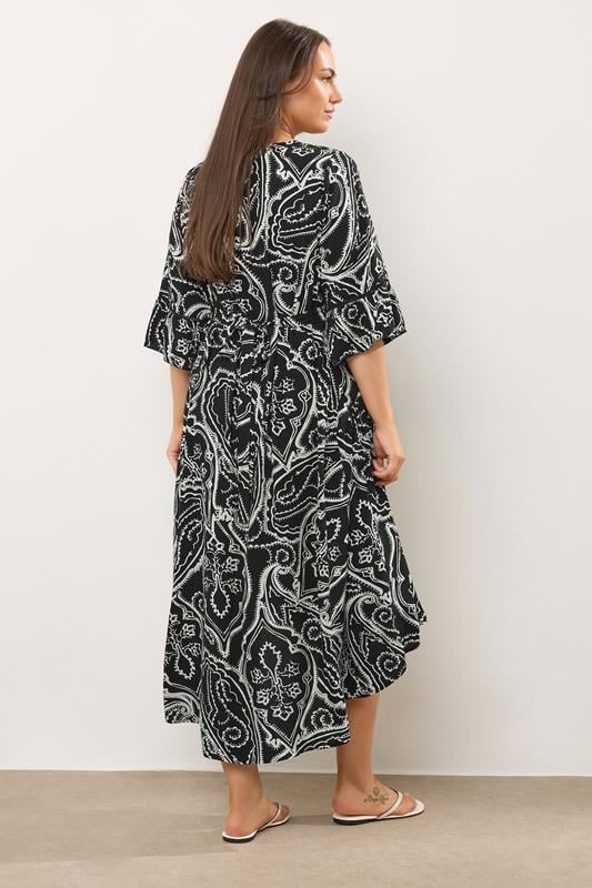 Evans EVANS Curve Black Paisley Print Dipped Hem Dress