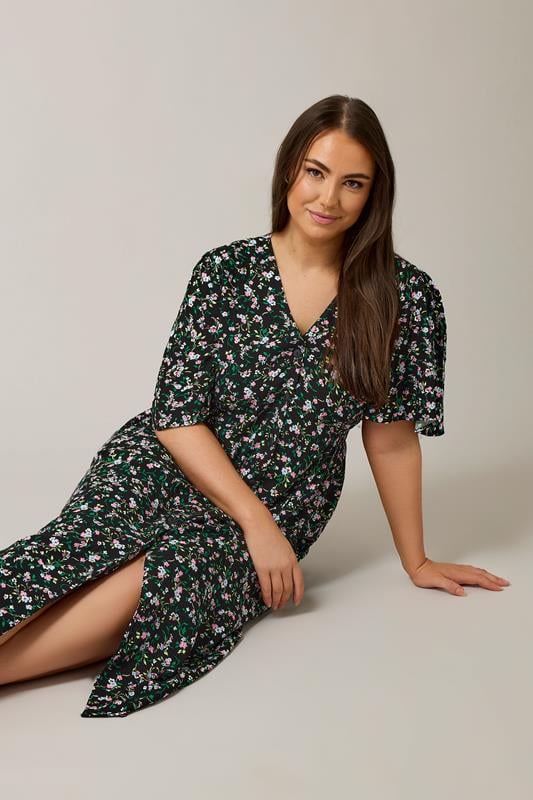 Evans EVANS Curve Black & Pink Floral Print Midi Dress