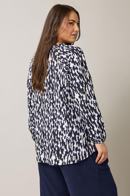 Evans EVANS Curve Black & White Abstract Print Frill Neck Blouse