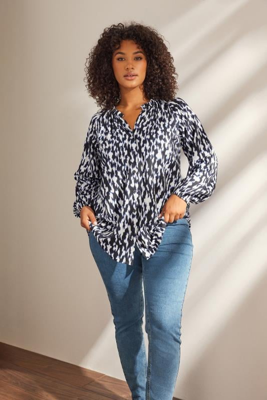 evans EVANS Curve Black & White Abstract Print Frill Neck Blouse