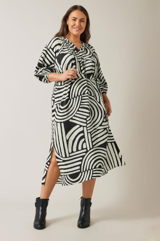 evans EVANS Curve Black & White Abstract Print Midi Dress