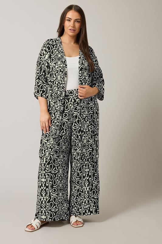 Evans EVANS Curve Black & White Abstract Print Wide Leg Trousers