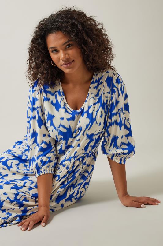 Evans EVANS Curve Blue Floral Blur Print Midi Dress