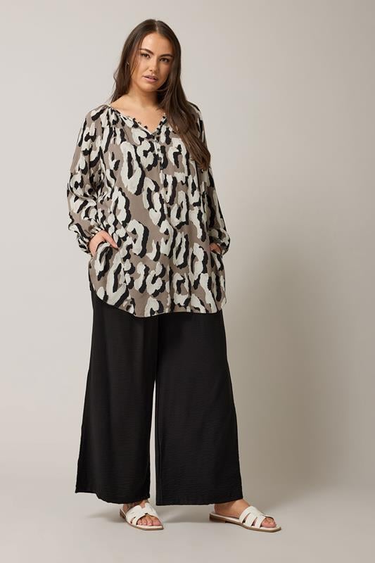 Evans EVANS Curve Brown Animal Print Long Sleeve Blouse