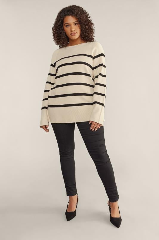 Evans EVANS Curve Ivory White & Black Striped Knitted Jumper