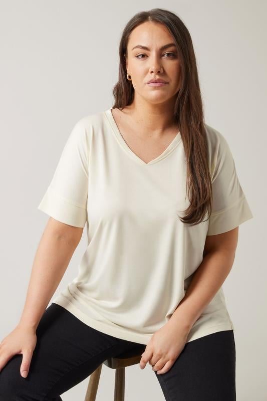 evans EVANS Curve Ivory White V-Neck Modal Rich T-Shirt